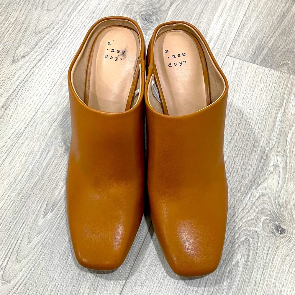 Stunning Women's Paula Mule Heels Cognac - Picture 6 of 11